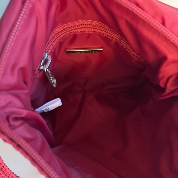 NWOT The Sak Crochet Crossbody Bag in Salmon - Picture 6 of 8